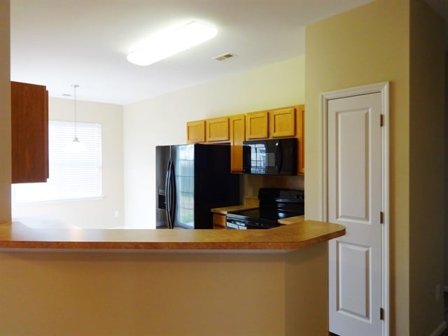 Photo - 578 English Oak Cir