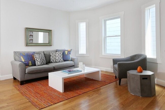 Photo - 26 Hardwick St