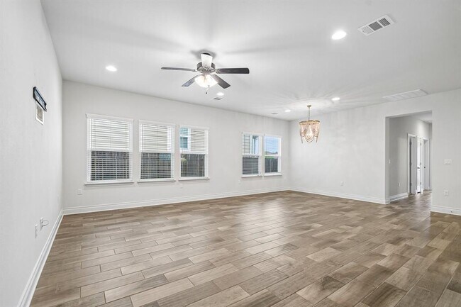 10213 Forest Grove Dr