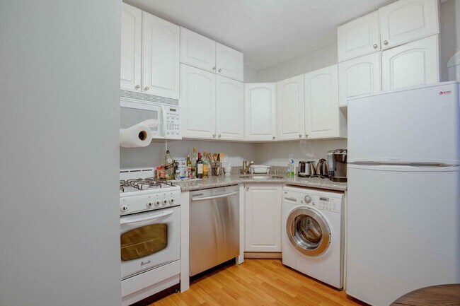 Photo - 11 Grove St Unit ID1364238P