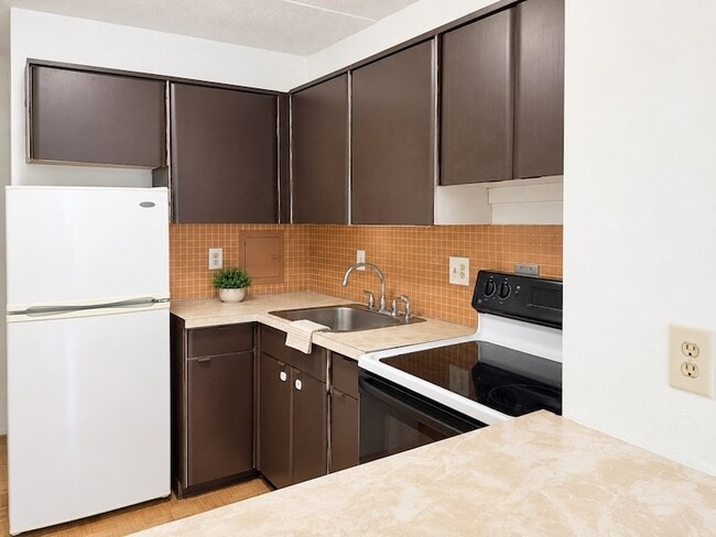 200 Swanton St Unit 240