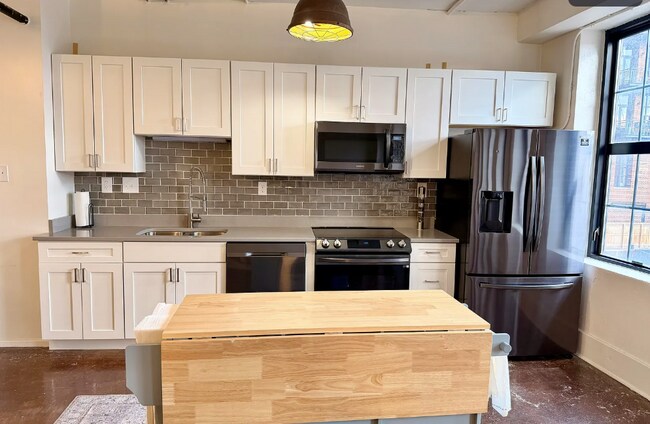 116 S Gay St Unit Sterchi Lofts