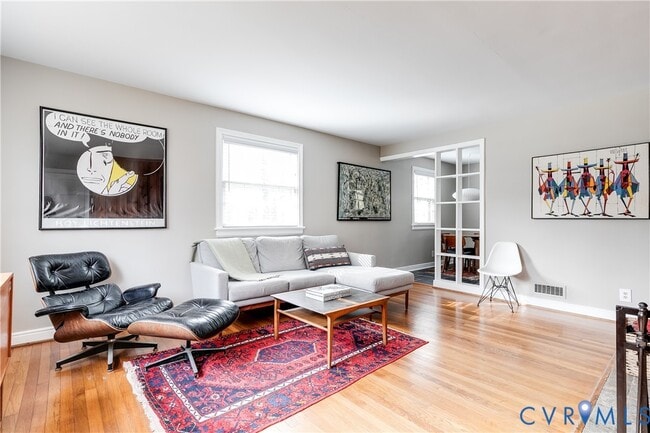 Photo - 3342 Grandview Dr