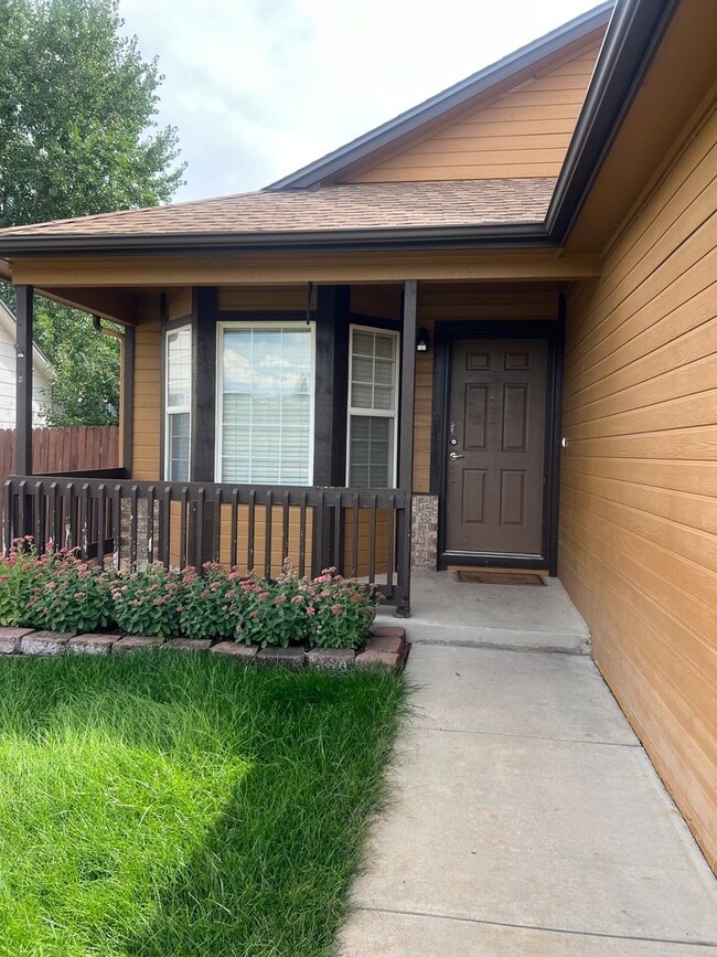 Photo - 4 bedroom 2 bath close to Fort Carson