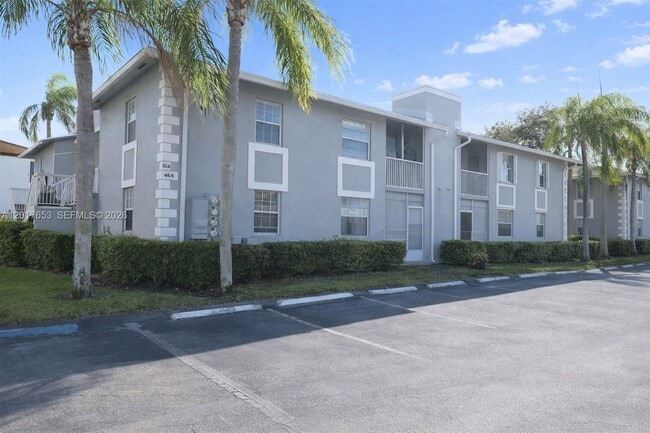 Photo - 464 NE 210th Cir Terrace Unit 204