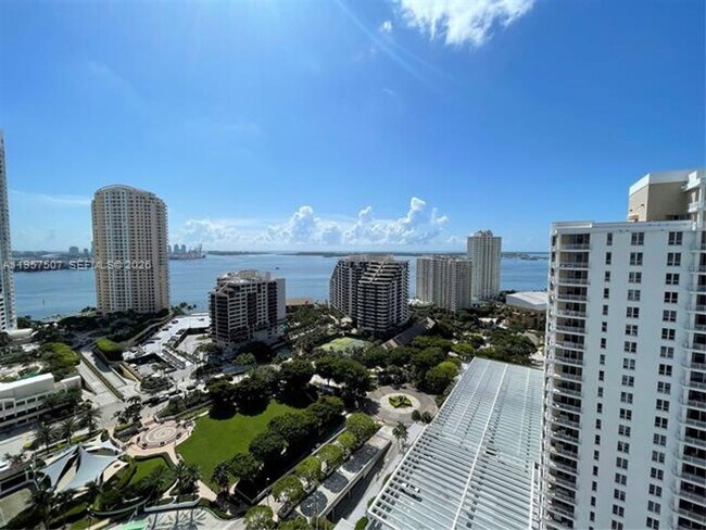 Building Photo - 801 Brickell Key Blvd Unit 801 Brickell Key Blvd  2511