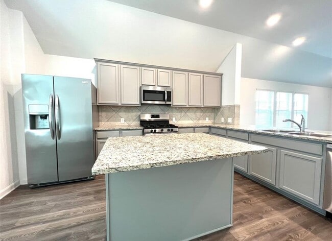 Photo - 3011 Azalea Pt