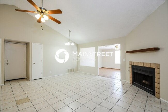 Photo - 3 Bedroom Pet-Friendly Home in Tucson, AZ ...