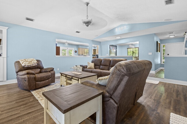 Photo - 5922 NW 57th Way Unit ID1359126P