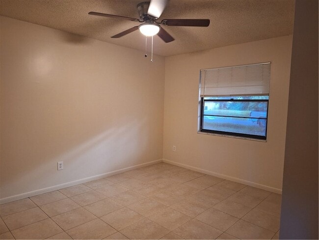8040 126th Ln