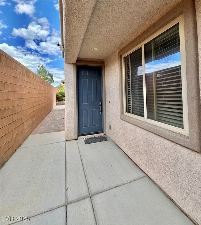 Building Photo - 3369 Graceful Orchid St Unit B