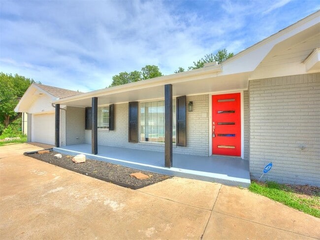6312 Overcourt Manor