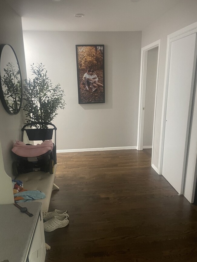 160 Truman Ave Unit 3