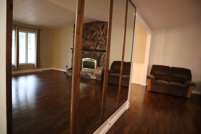 Photo - Duplex in Post Falls