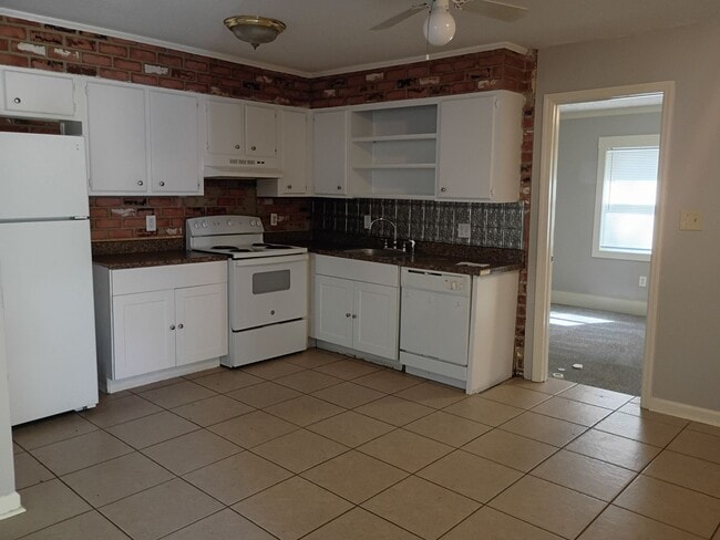 Photo - MOVE IN READY