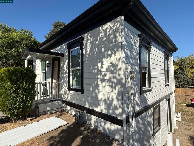 Photo - 2150 San Pablo Ave