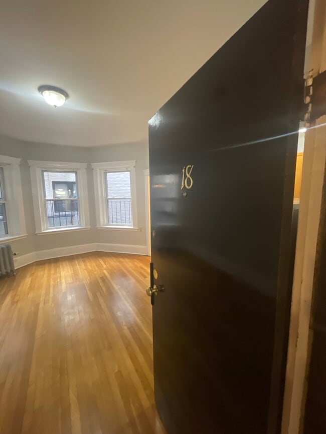 Photo - 38 Hemenway St Unit 18