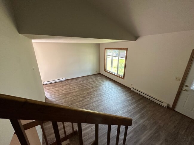 Photo - 3625-3627 Livingston Lane Unidad 3627