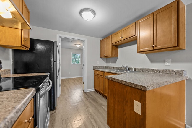 Azalea Gardens Apartments