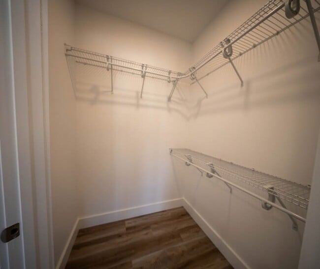 Guest Bedroom Walk In Closet