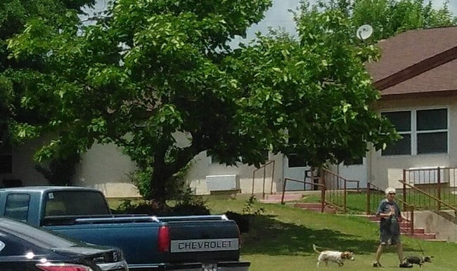 Photo - Shady Oaks Manor