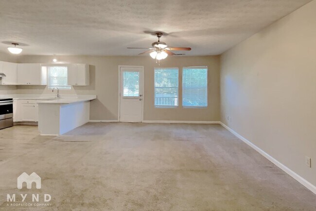 Photo - 5631 Regency Manor Ct
