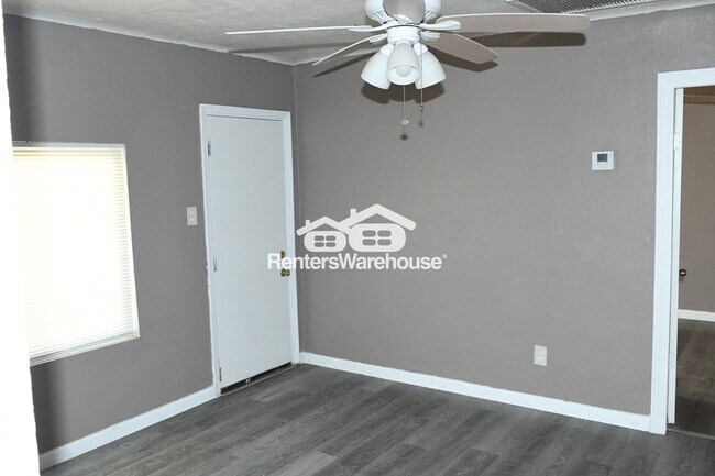 Photo - 210 N Casa Grande Ave