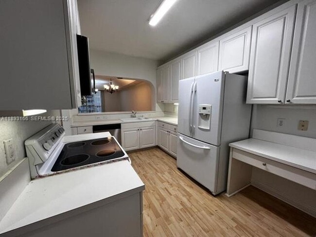 Photo - 10700 NW 66th St Unit 10700 NW 66th St  411