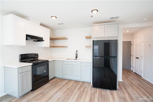 Photo - 16 Redwood Ave Unidad 3