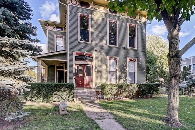 Photo - 943 N Park Ave