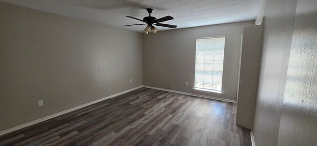 Photo - 650 Central Ave