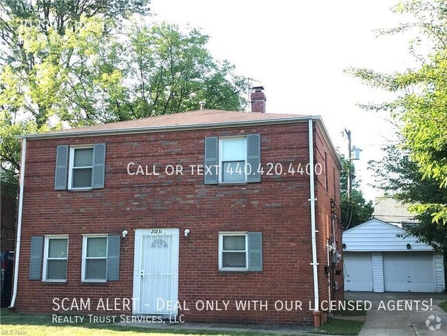 Building Photo - Charming all brick duplex, 1 bed, move in ... Unit Down Rental