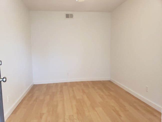 Antilles Apartments
