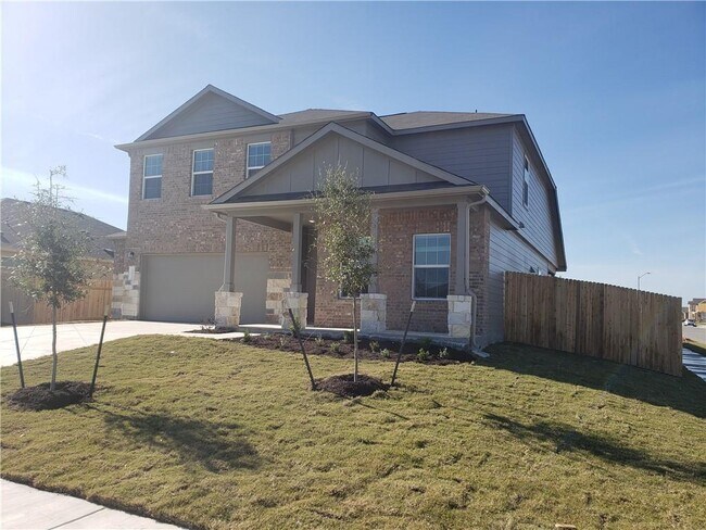 Photo - 111 Bear Oak St
