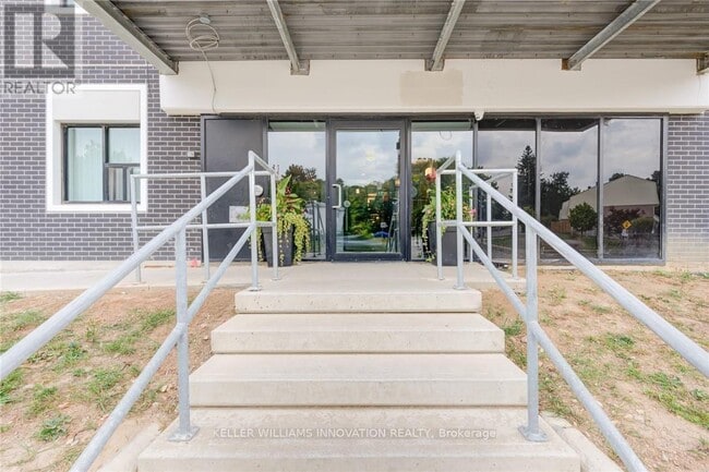 Photo - 595 Strasburg Rd Unité 106