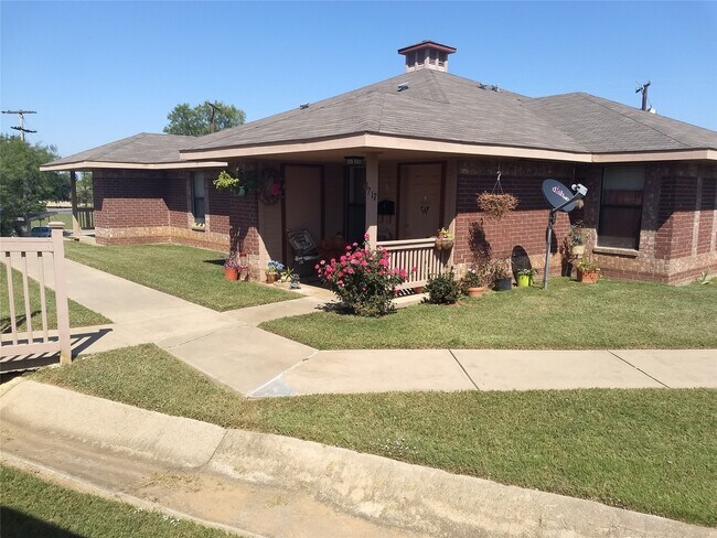 Photo - 1206 St Michael Ct