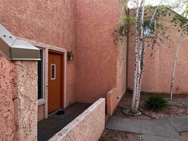 Photo - 950 Northern Way Unit 17