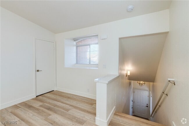 Building Photo - 8009 Celestial Ave Rental