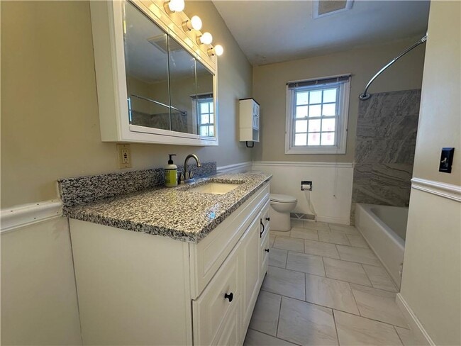 Photo - 65 Ingalls St