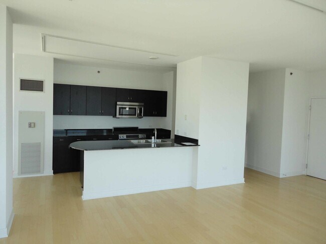 Photo - 8 E Randolph St Unit 2208