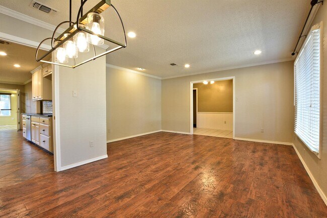 Photo - 7901 Lynnhaven Ave