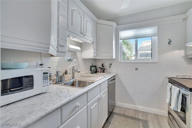 Photo - 766 Central Ave Unit 303