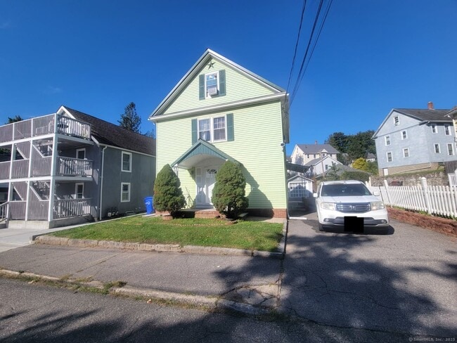 Building Photo - 129 Wall St Unit 1 Rental
