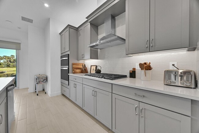 Photo - 14185 SW Daphne St