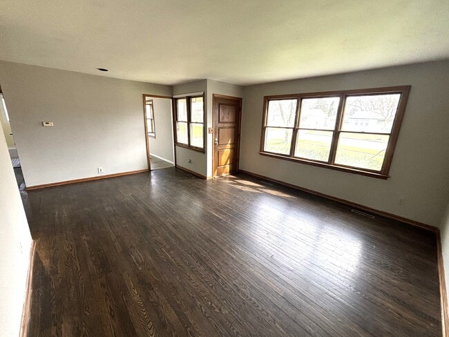 Photo - 118 Hazard Rd