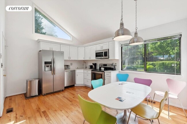 Photo - 45 Williams Way