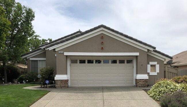 Front View - 1843 Leander Ln House