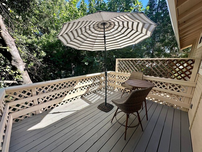 Photo - Nice 3 bedroom, 2 bath Home located in his...