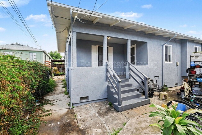 Building Photo - 4160 Masterson St Unit 4160