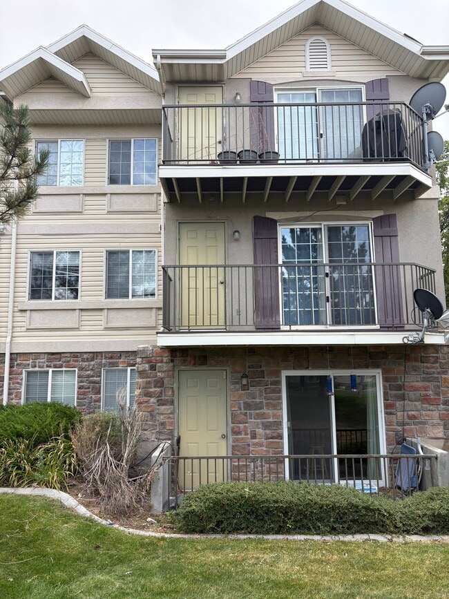 Balcondy View - 2093 N Morning Star Dr Unit 2093